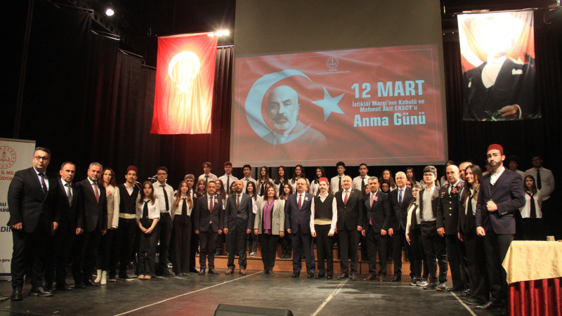 Aydın'da İstiklal Marşı'nın Kabulü ve Mehmet Akif Ersoy Bir Kez Daha Anıldı.