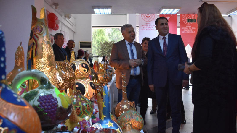 Şehit Yakınları ve Gazilerin El Emeği Ürünleri Sergilendi