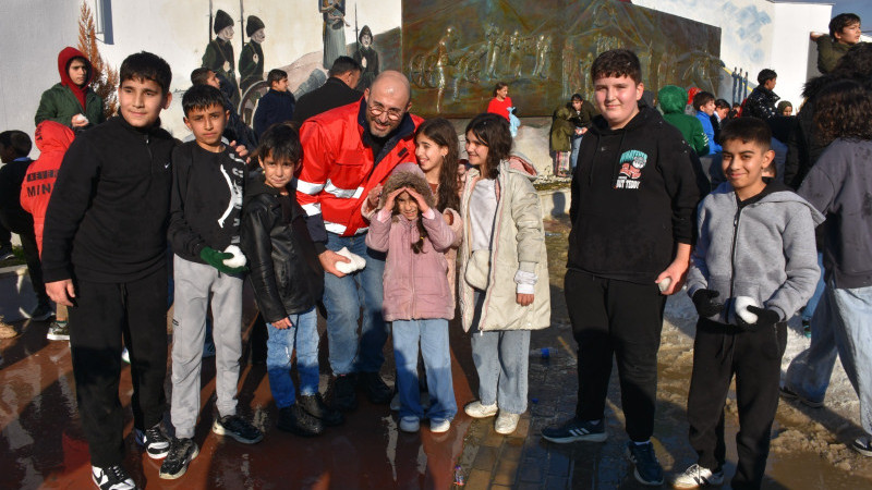 Aydın’ın Dağlarındaki Kar, Germencik’te Çocuklarla Buluştu