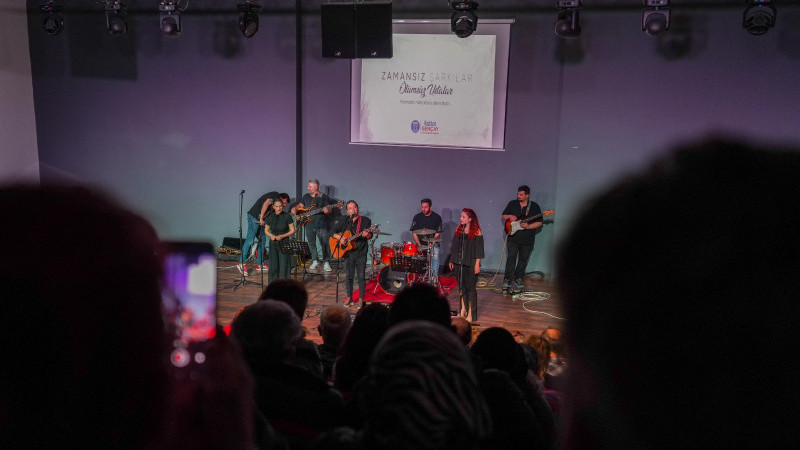 Didim’de Türk müziğinin üç büyük ustası şarkılarla anıldı