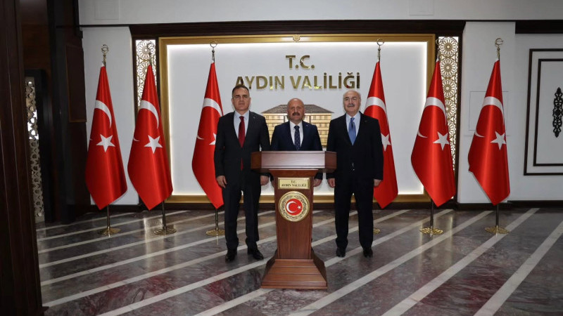 Denizli Valisi Köşger, Aydın’da Eski Dostlarını Ziyaret Etti
