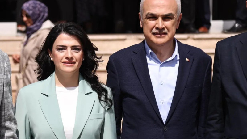 Mustafa Savaş: Basın Güçlü Demokrasinin Teminatı