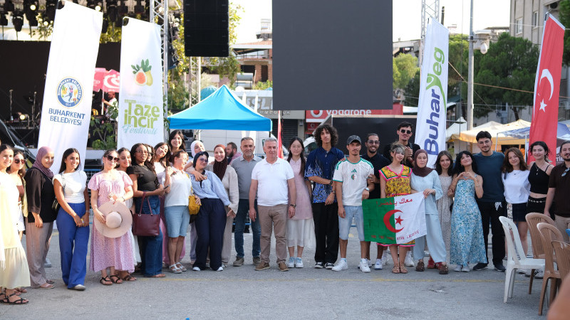 Buharkent’te Kültürler Gençlerle Buluştu